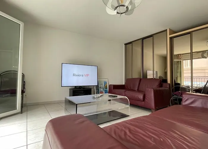 Palazzio Escape * 칸느